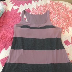Lululemon top